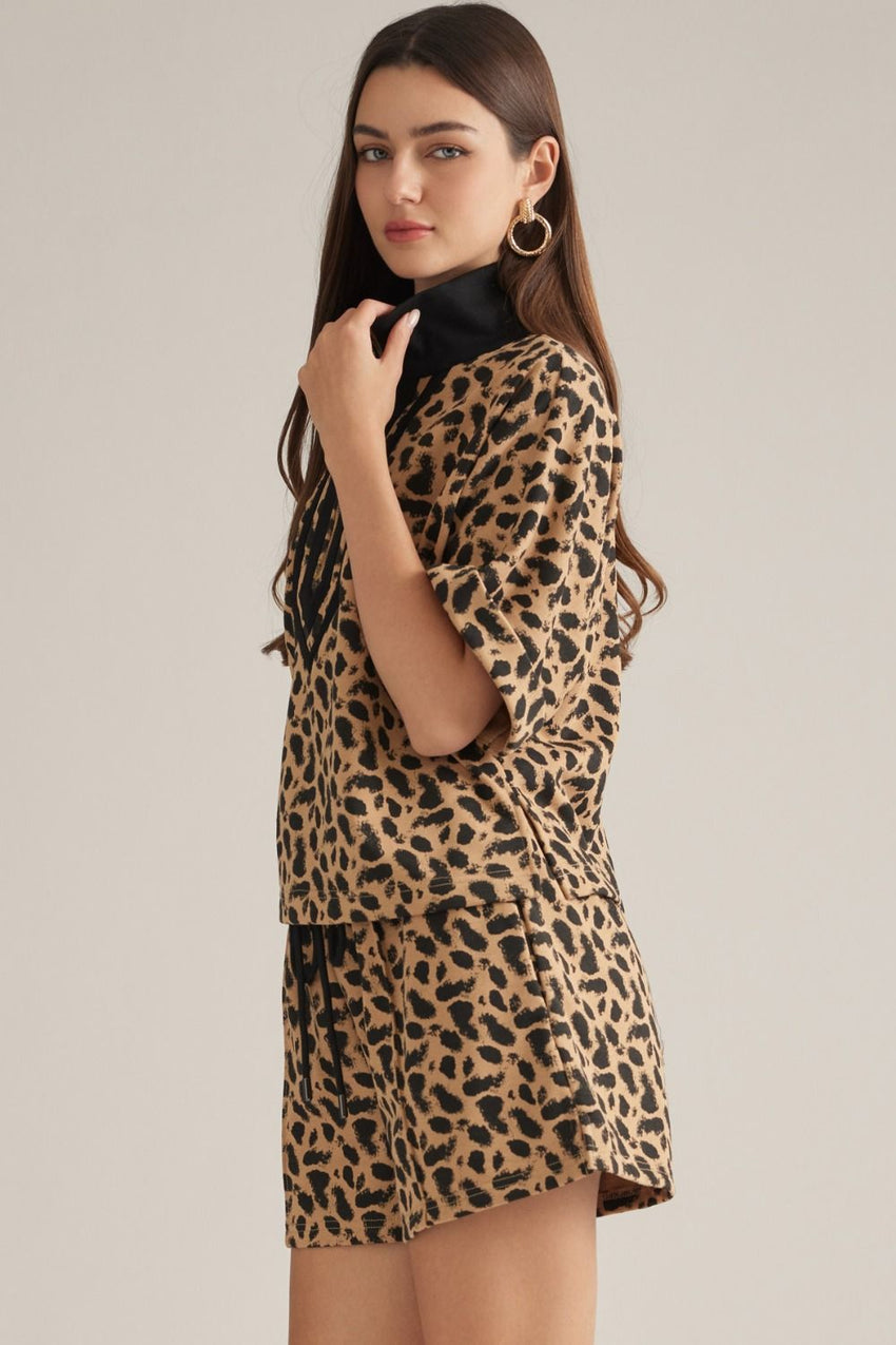 T33275 Leopard Print Top