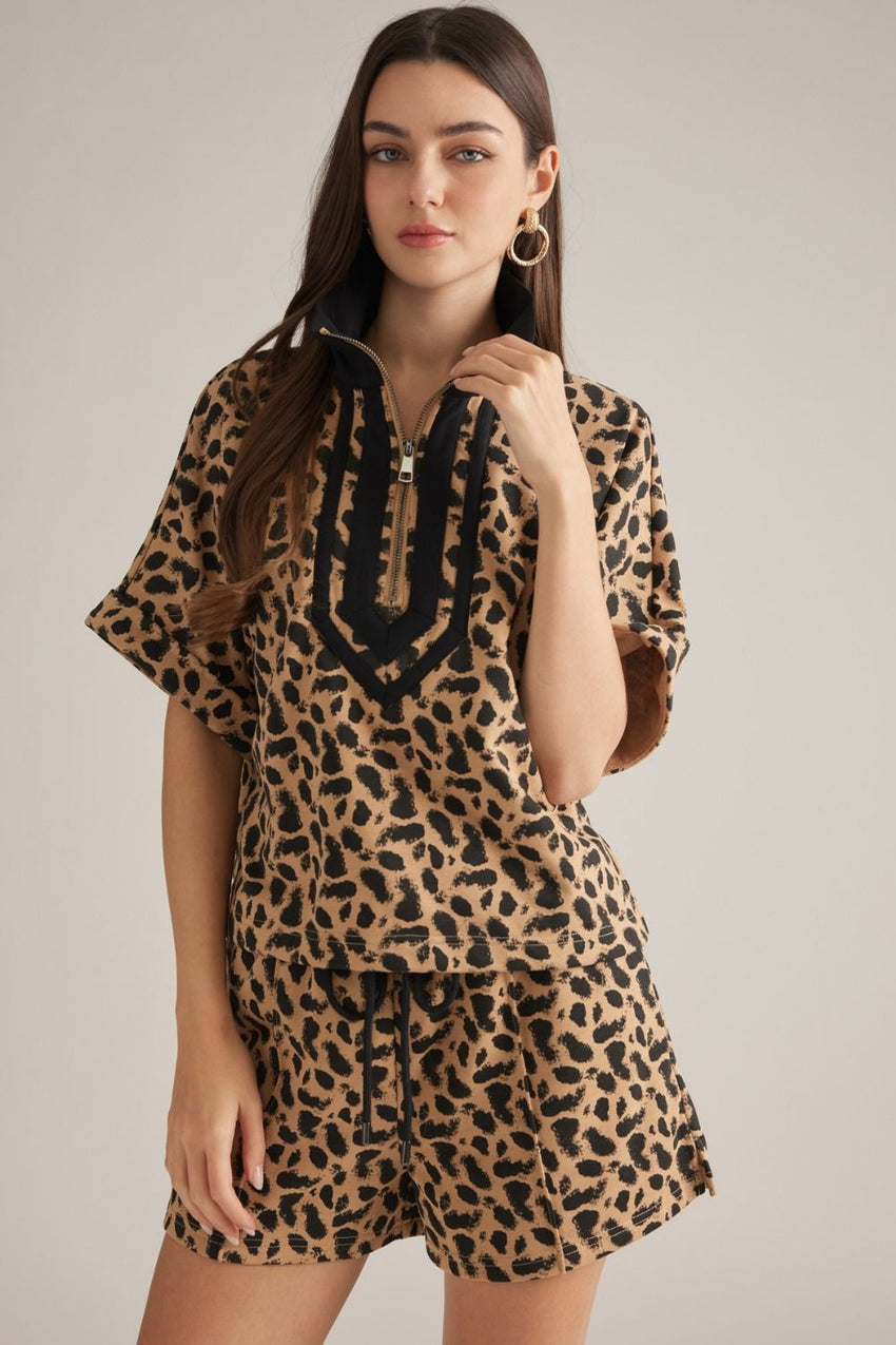 T33275 Leopard Print Top