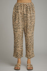 P34235 Animal Print Ankle Length Pants
