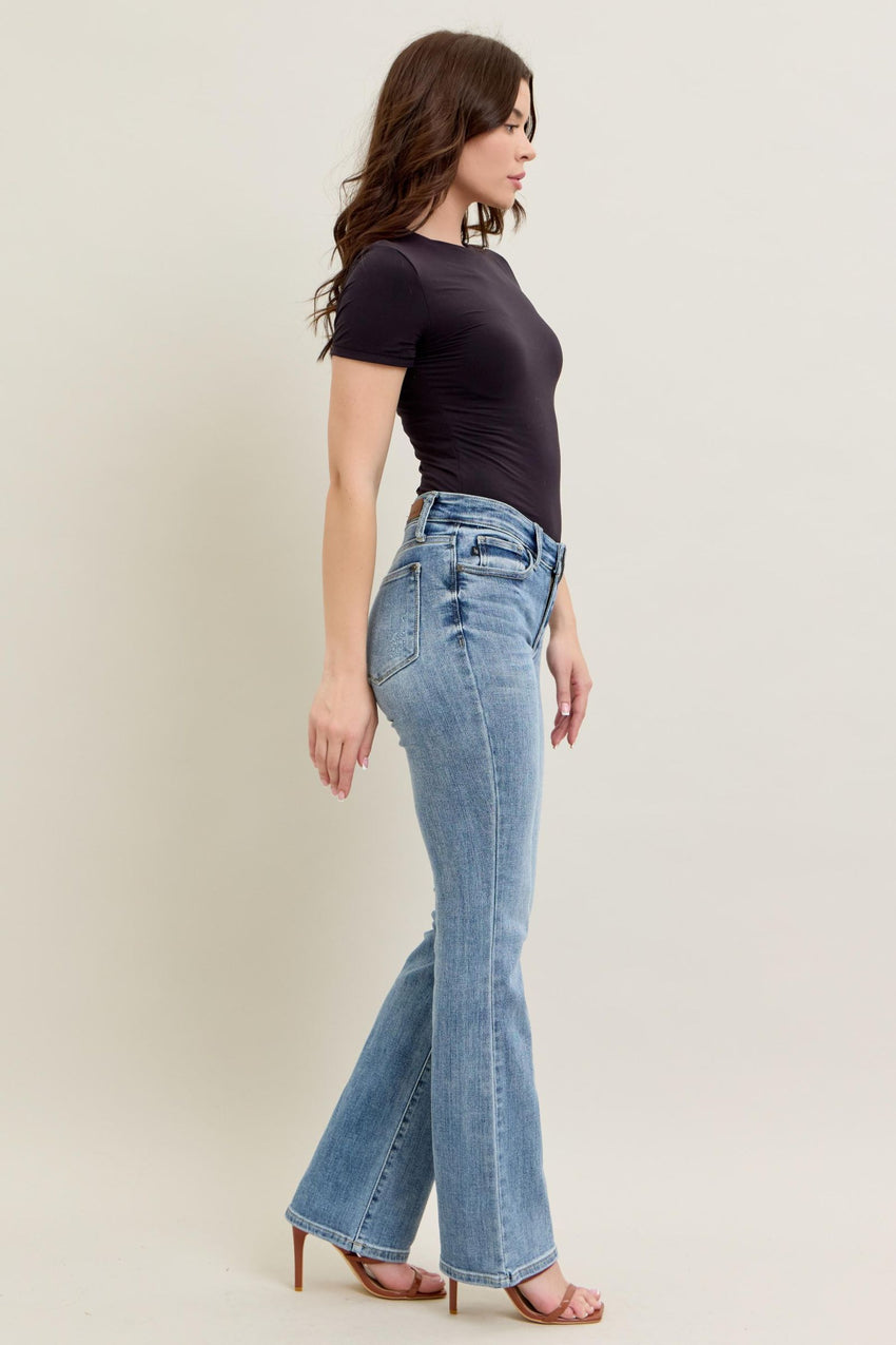 82337REG Core Mid-Rise Bootcut