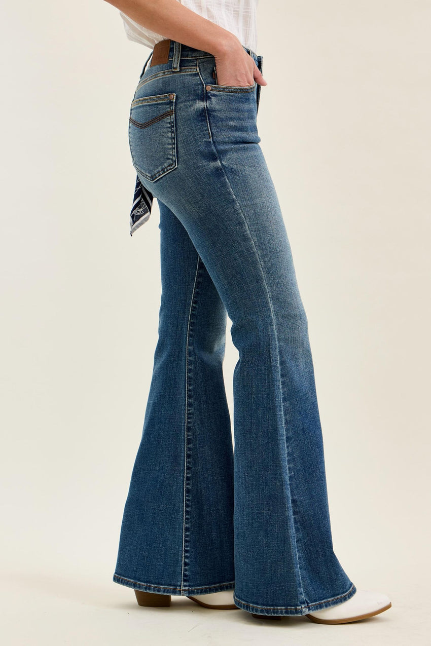 82726REG Judy Blue Denim
