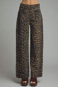 P32701 Leopard Pants