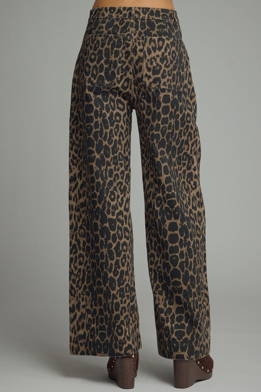 P32701 Leopard Pants