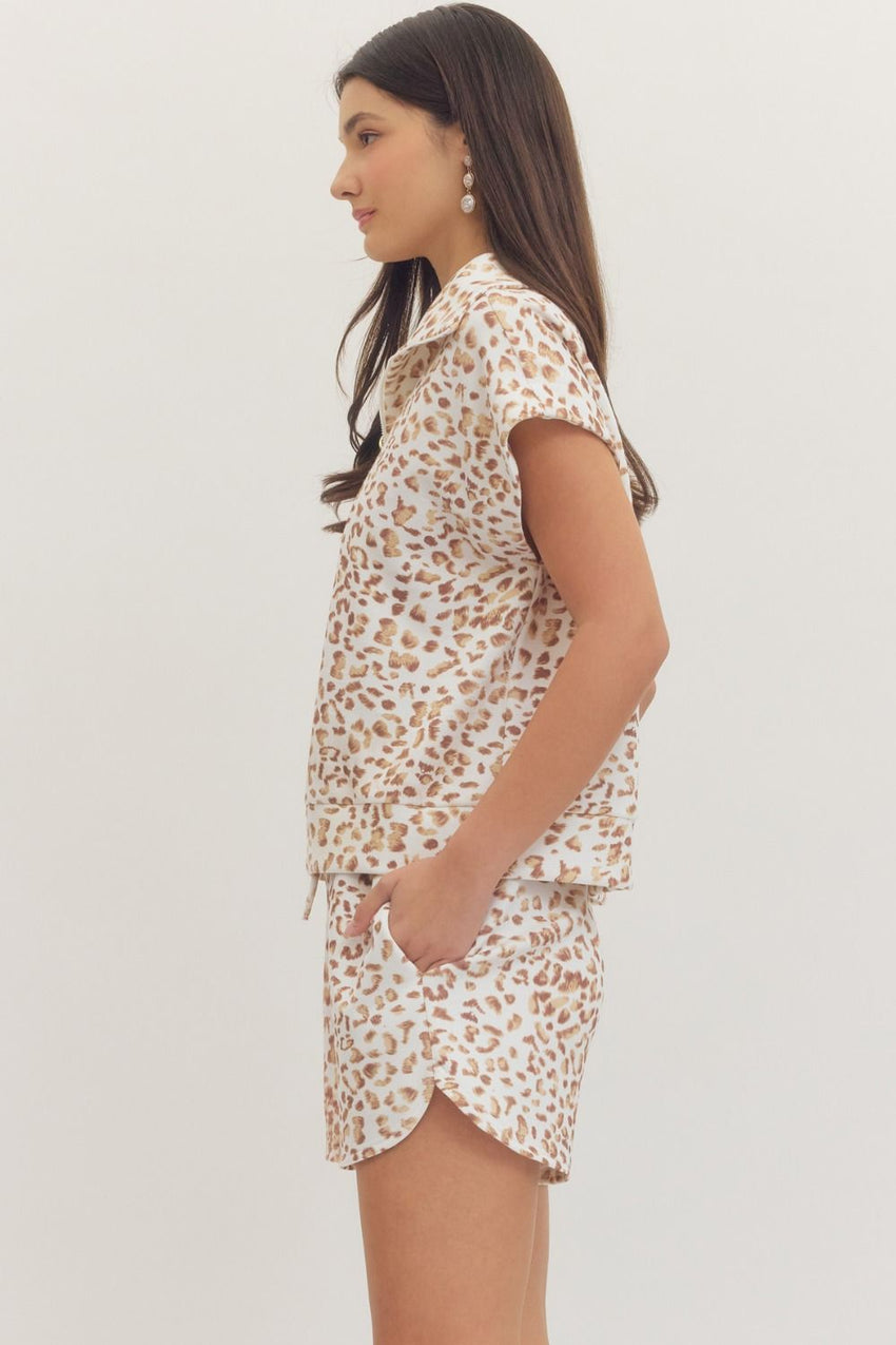 T31429 Animal Print Top