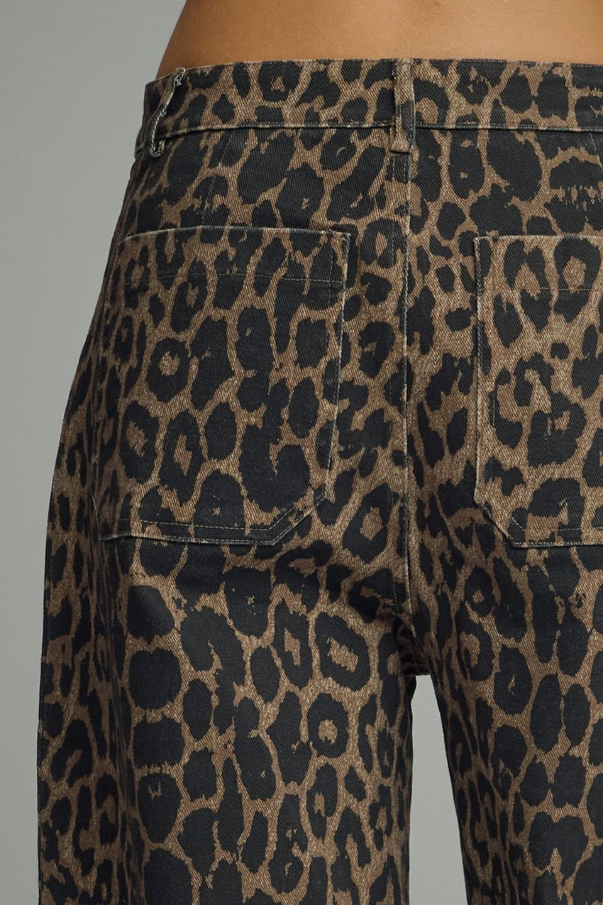 P32701 Leopard Pants
