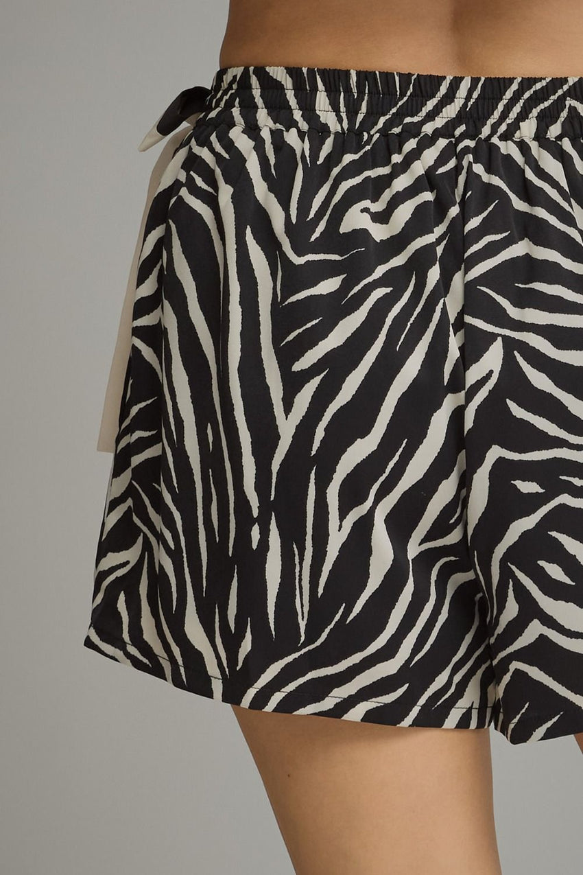 P32882 Zebra Print Skort