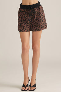 P33276 Leopard Shorts