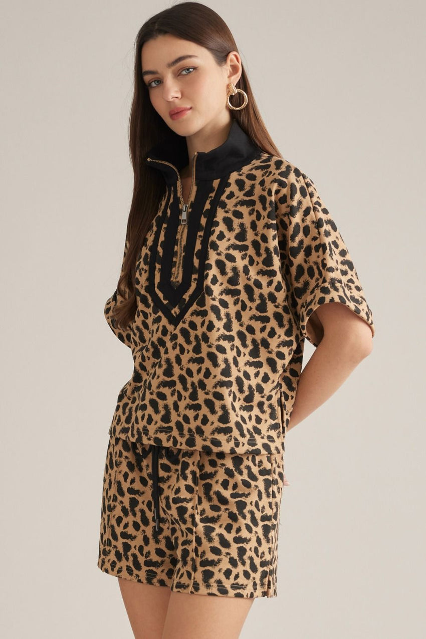 T33275 Leopard Print Top