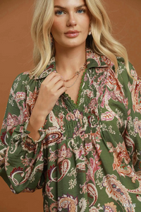 N7201 Olive Paisley Smocked Top