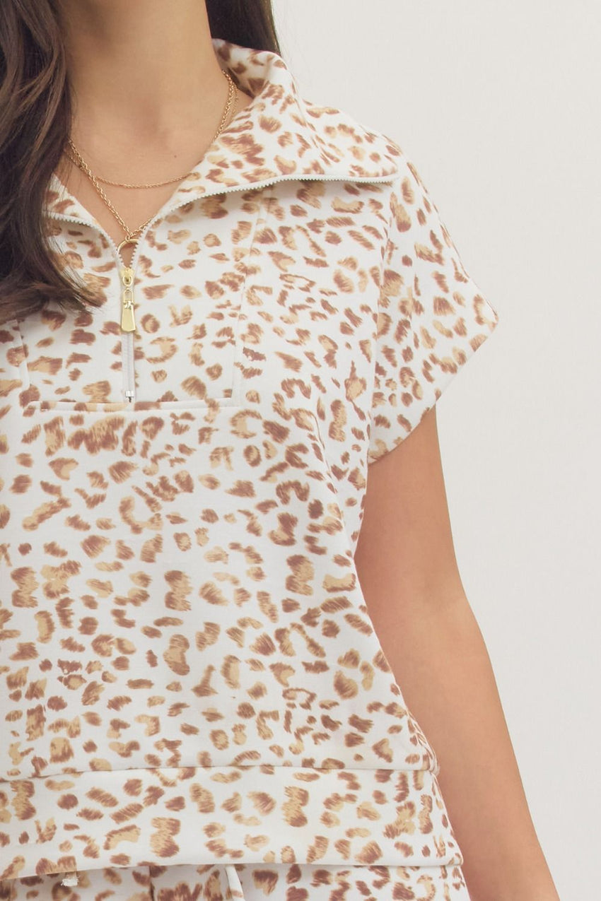 T31429 Animal Print Top