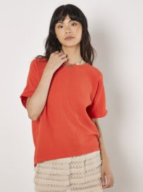 Tetra Button Back Curved Tee