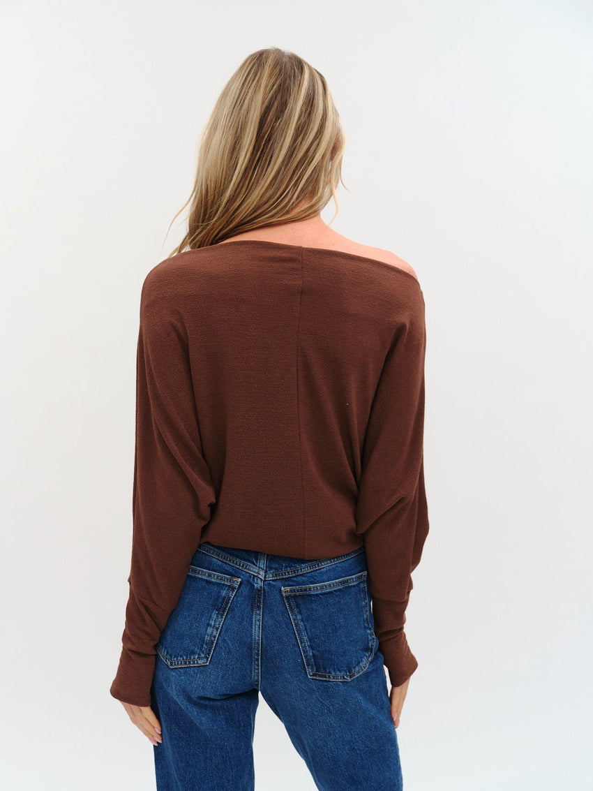 SF0396 Chestnut Anywhere Top