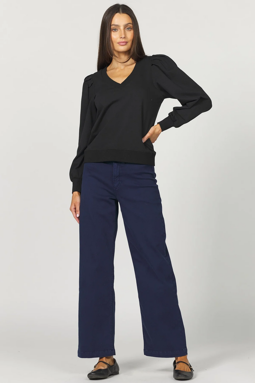 Sammi Sweatshirt V-neck