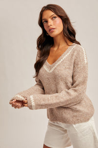 36431 V-Neck Taupe Pullover