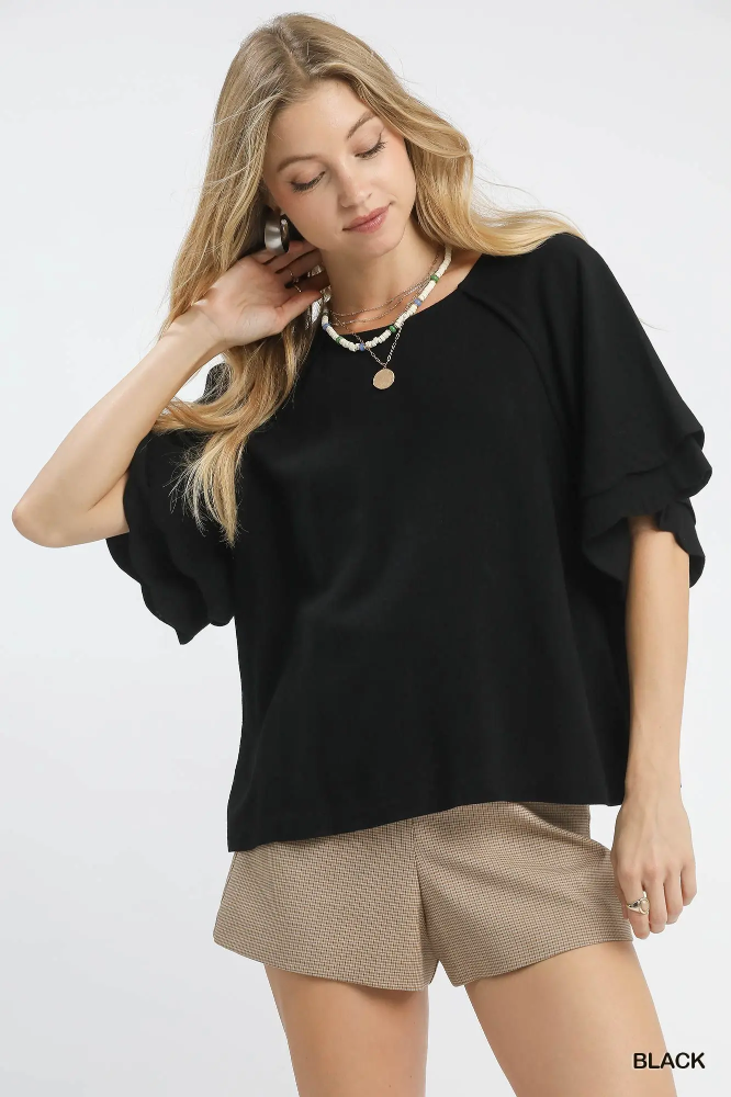 C5605 Black Scalloped Sleeve Top