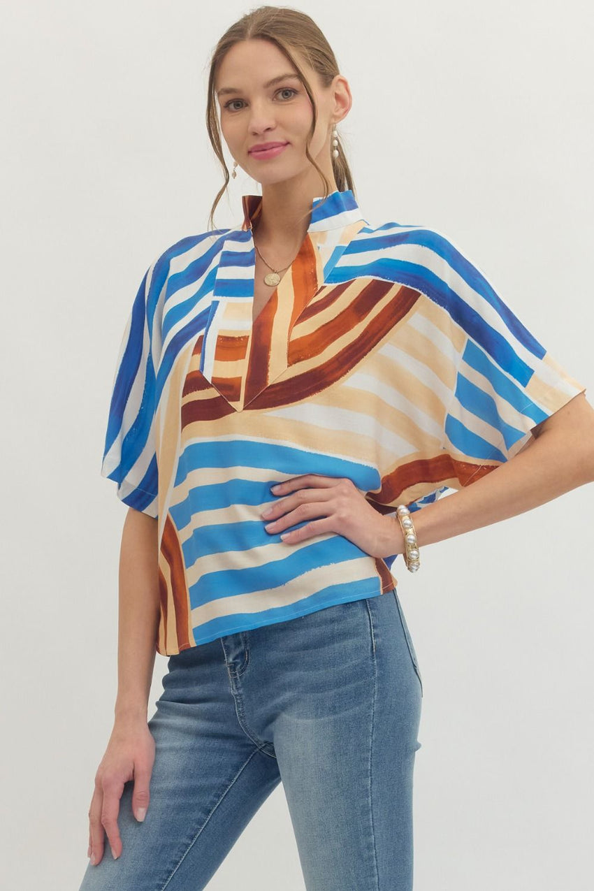 T30359 Printed V-neck Top