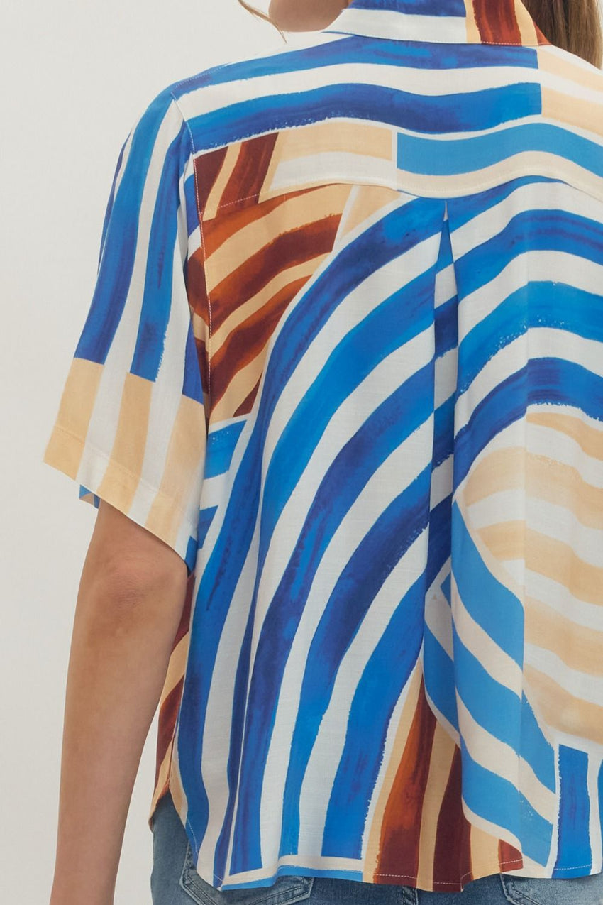 T30359 Printed V-neck Top