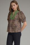 T31886 Lopsrd Print Embroidered Top