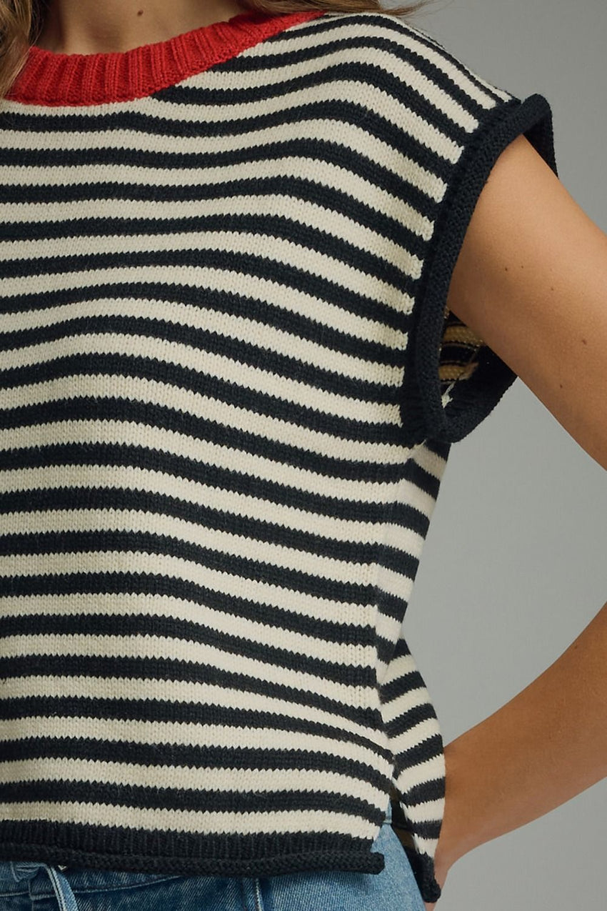 T31973 Cream Black Knit Sweater