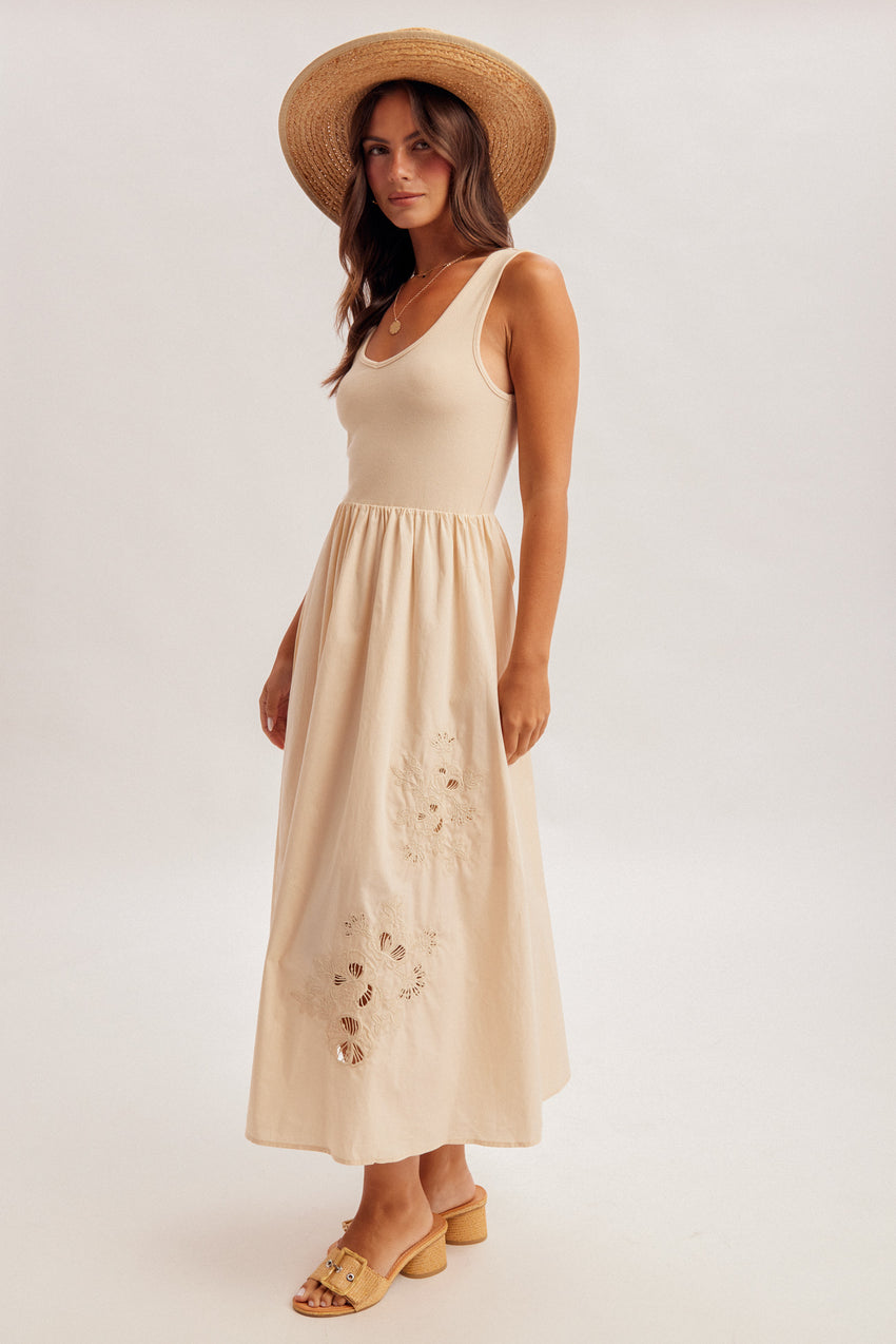 36845 Floral Embroidered MIDI Dress