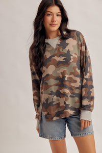36921 Camo Sweatshirt With Slit