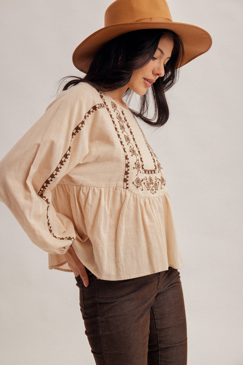 39572 Embroidered Blouse