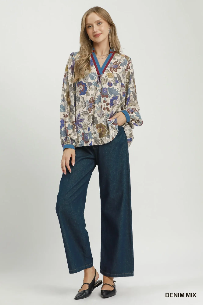 D1370 Floral Contrast LS Top