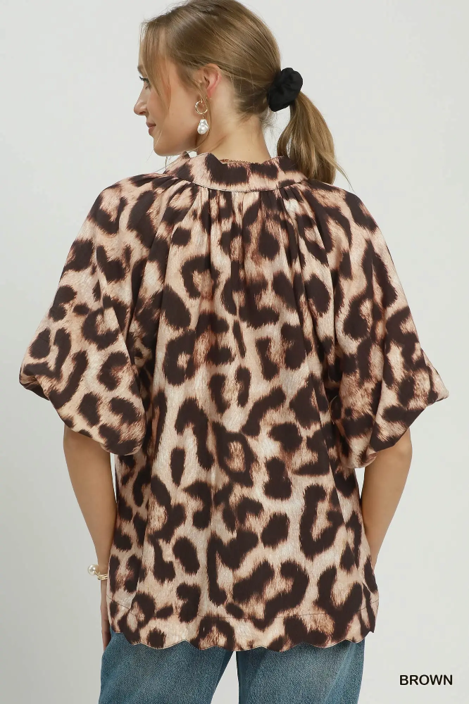 C6874 Animal Print Puff Sleeve Top