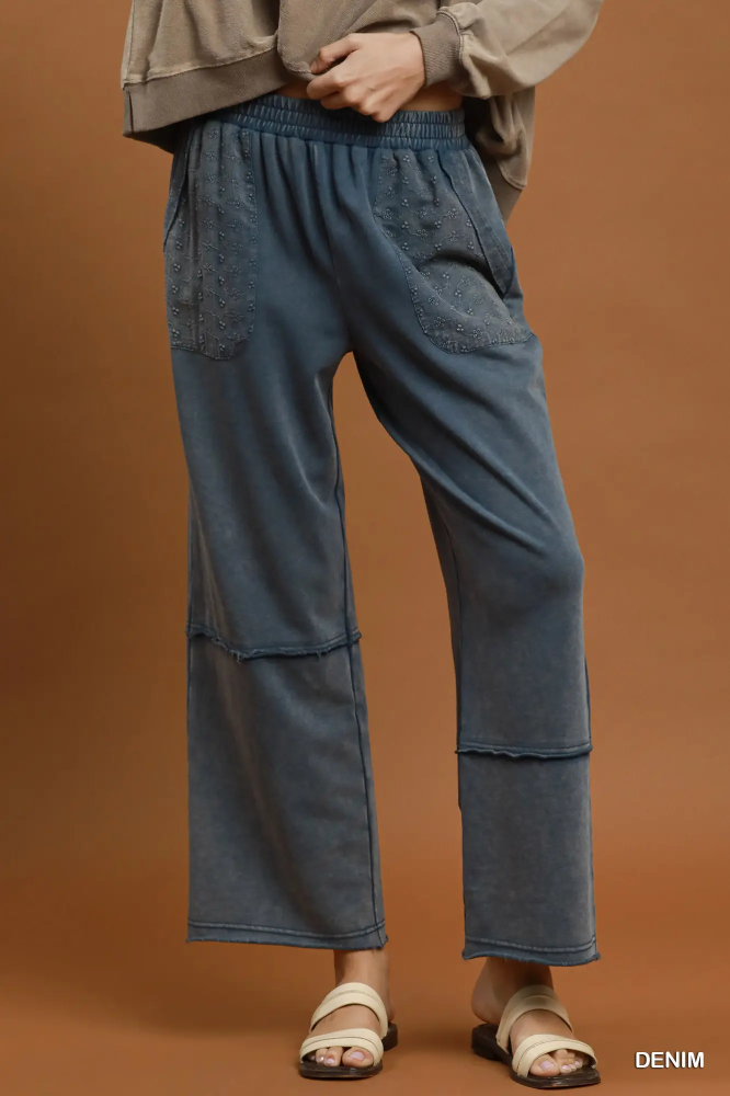 N7121 Denim Mineral Wash Wide Leg Pant