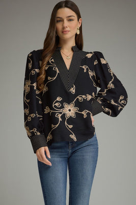 T33414 Floral Embroidered Top